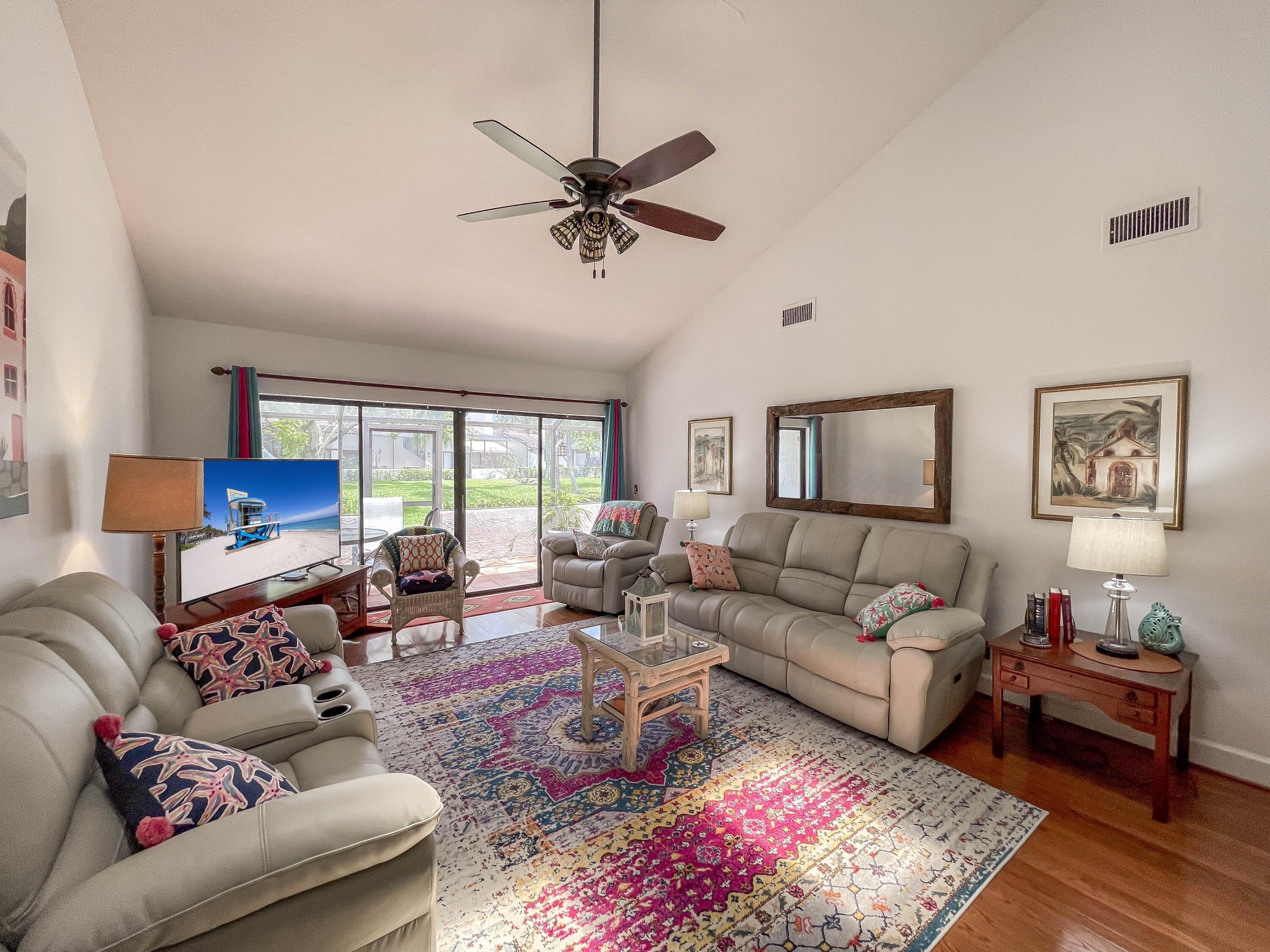 56 Edinburgh Drive – photo 3