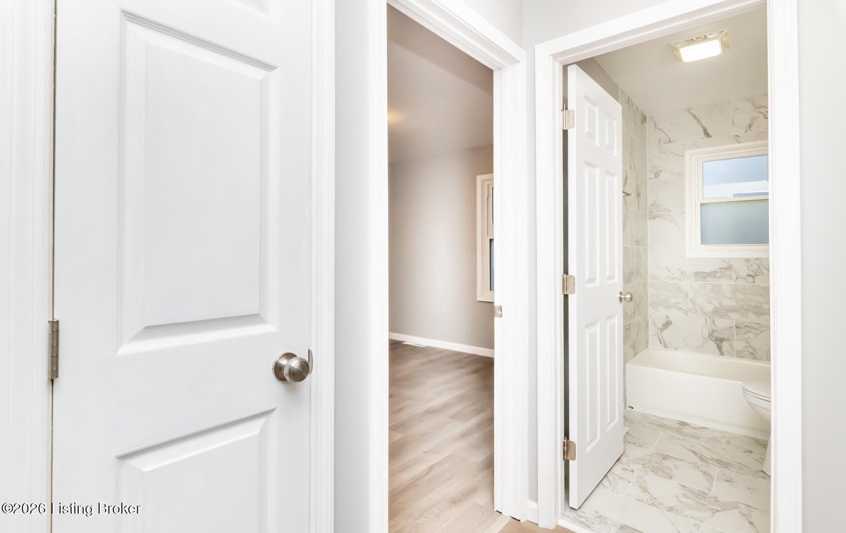 204 W Warfield St – photo 5