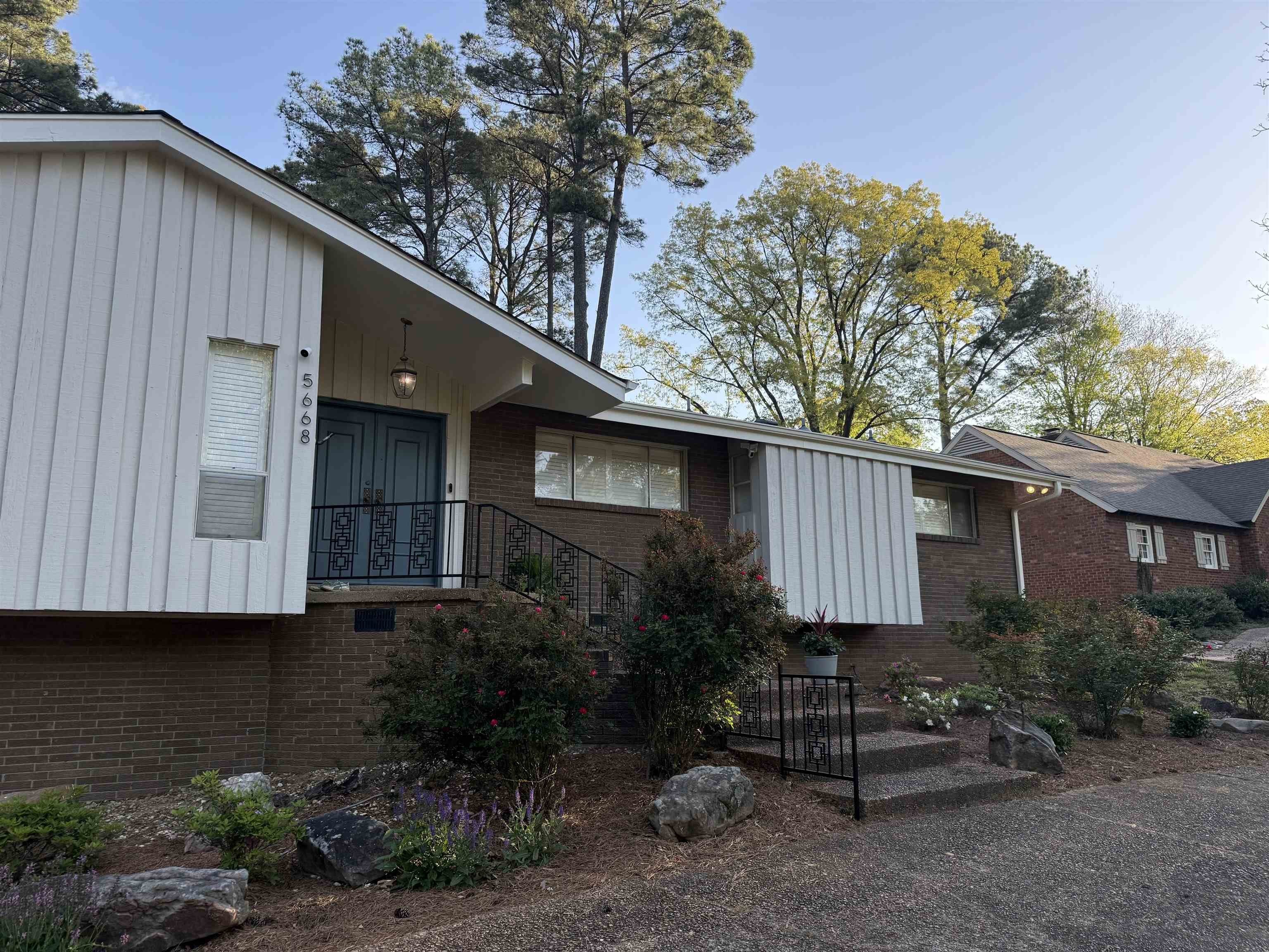 5668 SYCAMORE GROVE LANE – photo 1