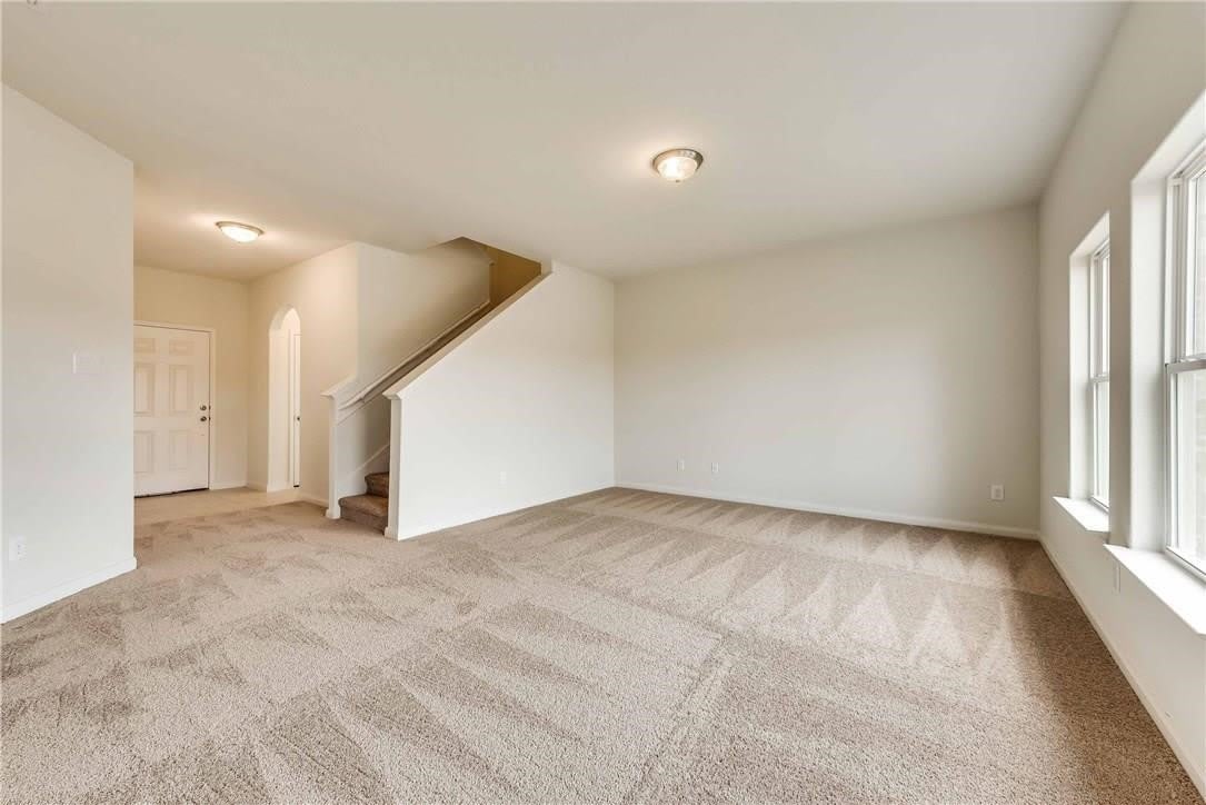 105 Curt Street – photo 2