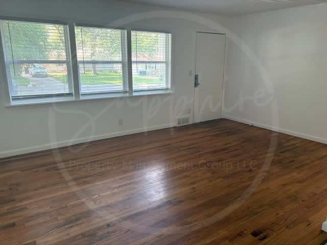 11403 Richmond Avenue – photo 3