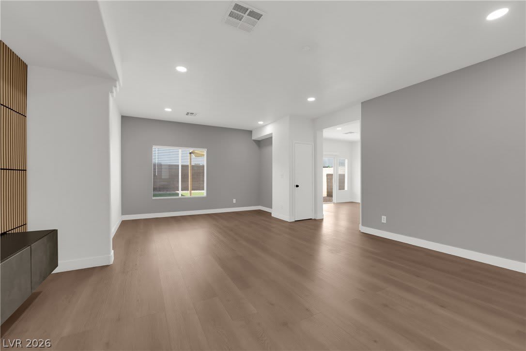 8821 Winter Sky Avenue – photo 5