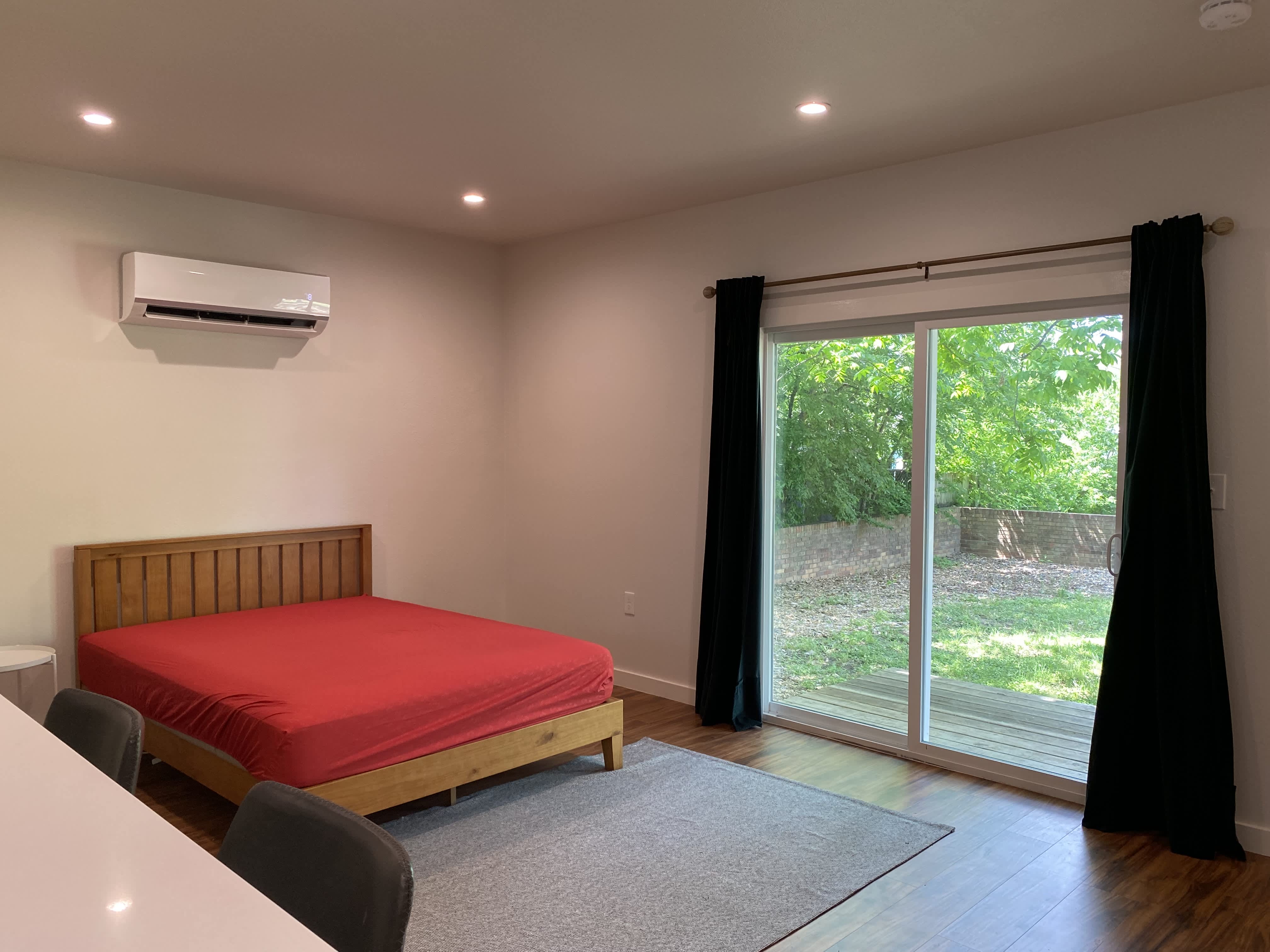 6700 Columbia Drive – photo 1
