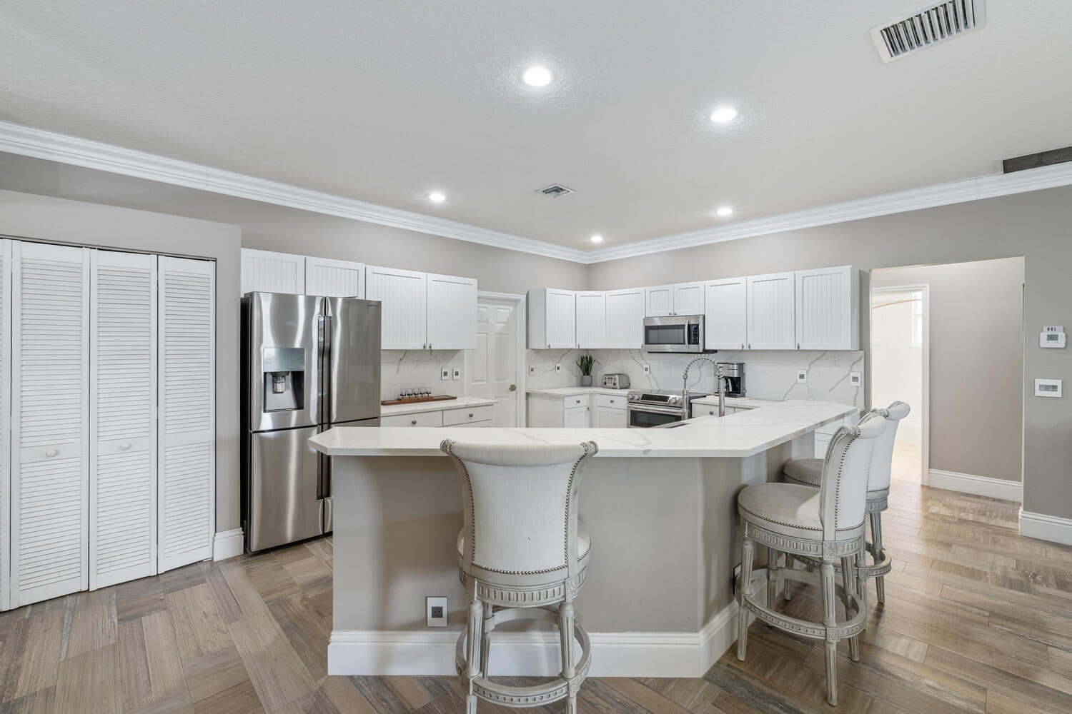 13853 Norwick Street – photo 4