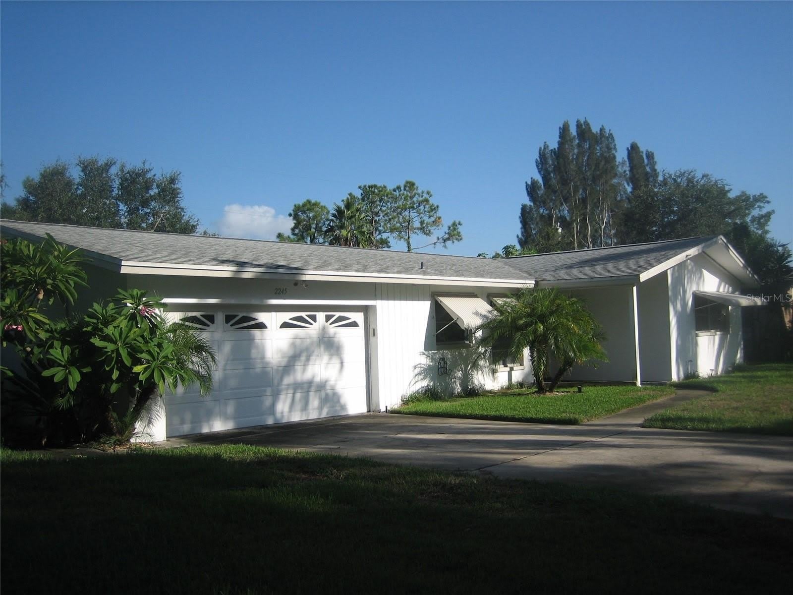 2245 CEDAR Drive – photo 4