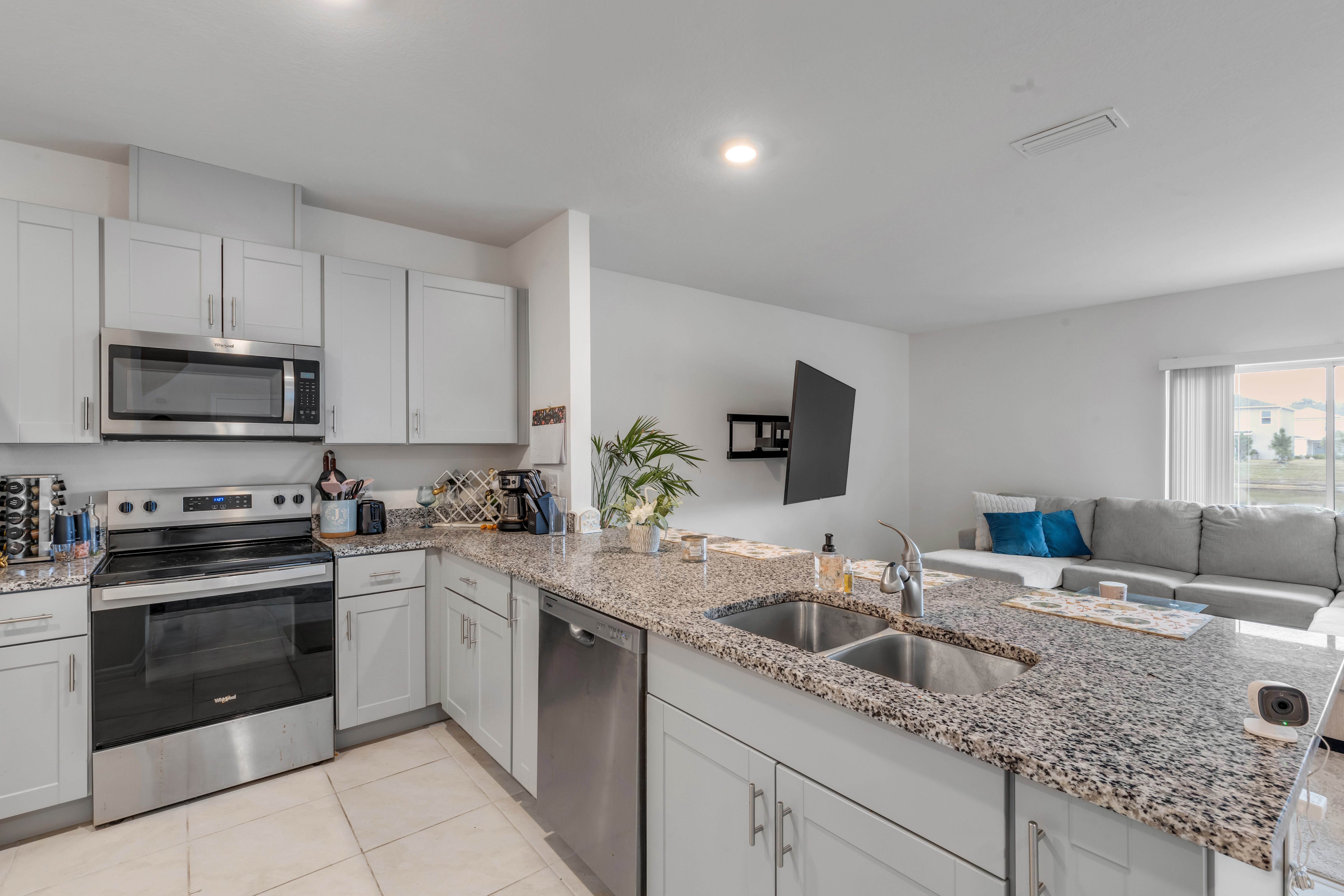 2724 Silver Canoe Dr – photo 5