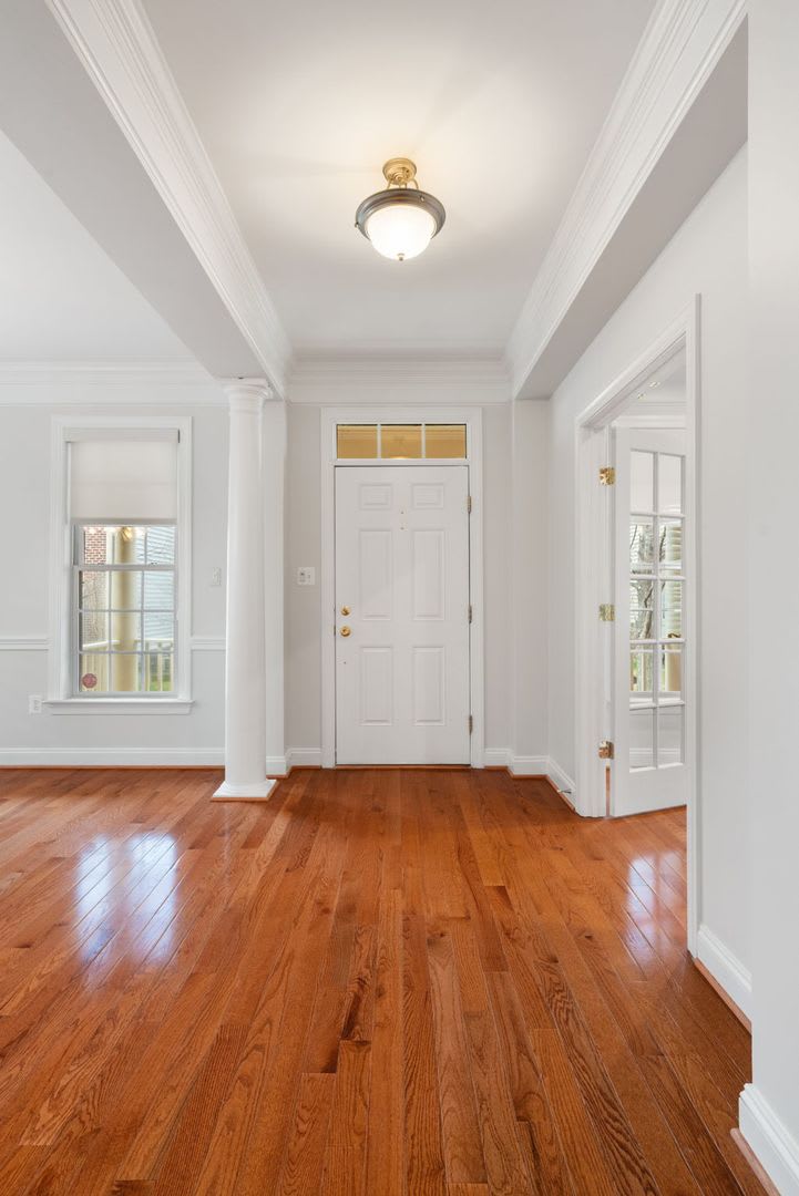 Stunning 4 level detached home close to the Mosaic District in Fairfax! – photo 3