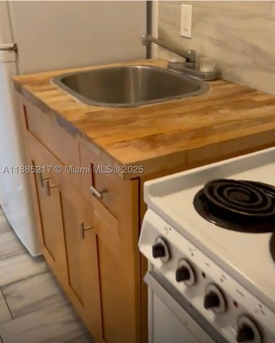 506 18th St – photo 3