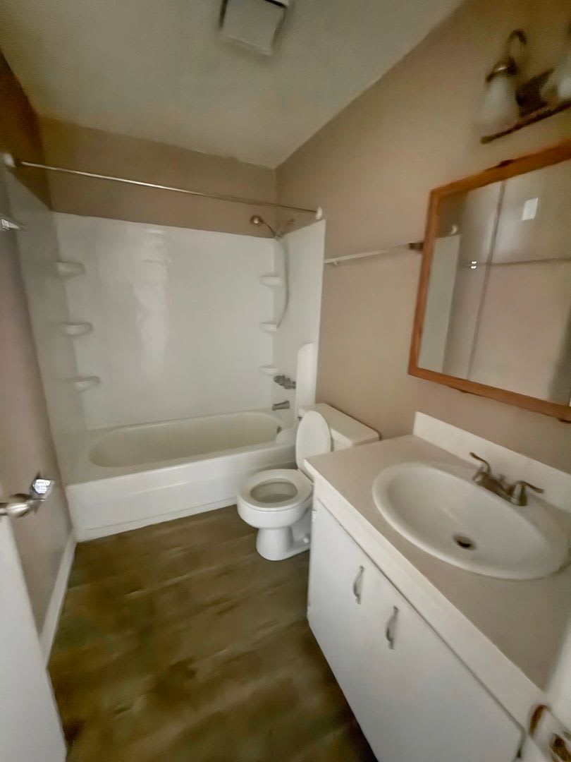Comfortable 2 Bed / 1 Bath Just Steps from EWU – photo 5