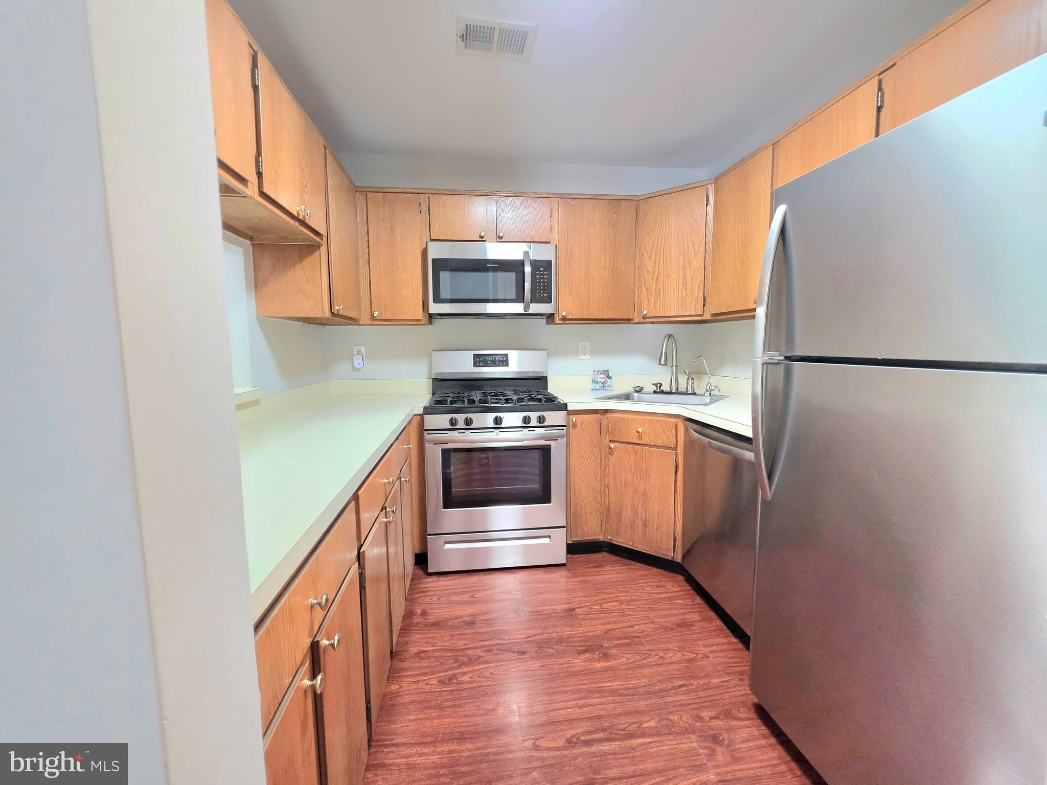 24 CORAL TREE Court – photo 4