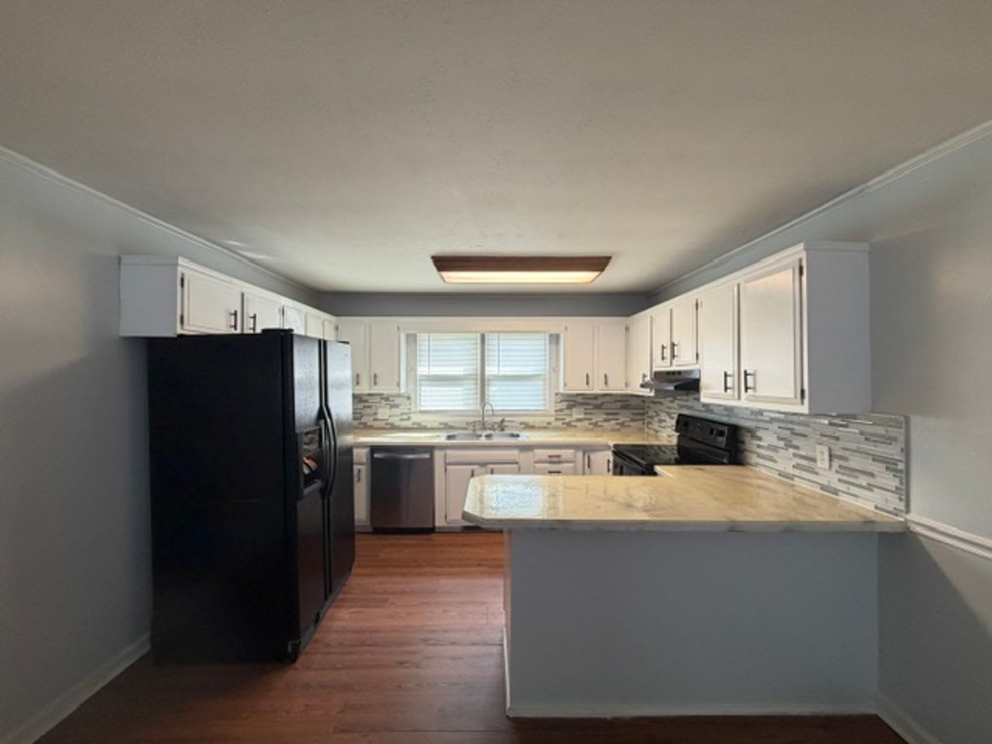 434 Crystal – photo 2