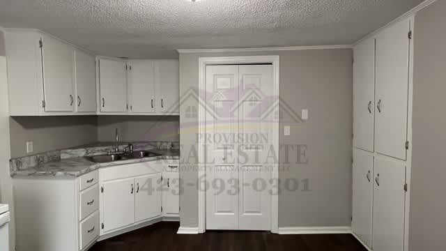725 Highland Ave NW – photo 5