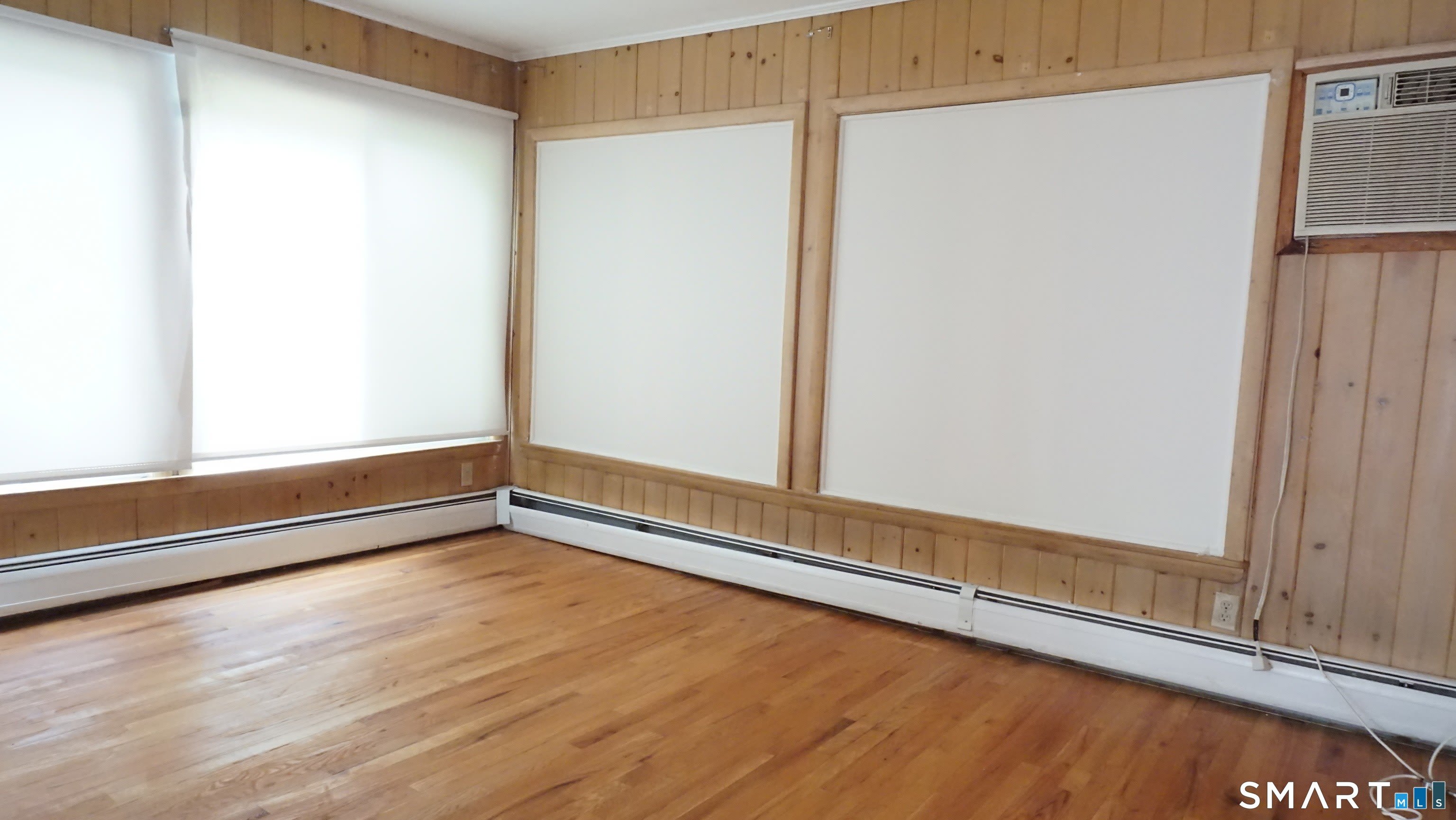 72 Noble Street – photo 4