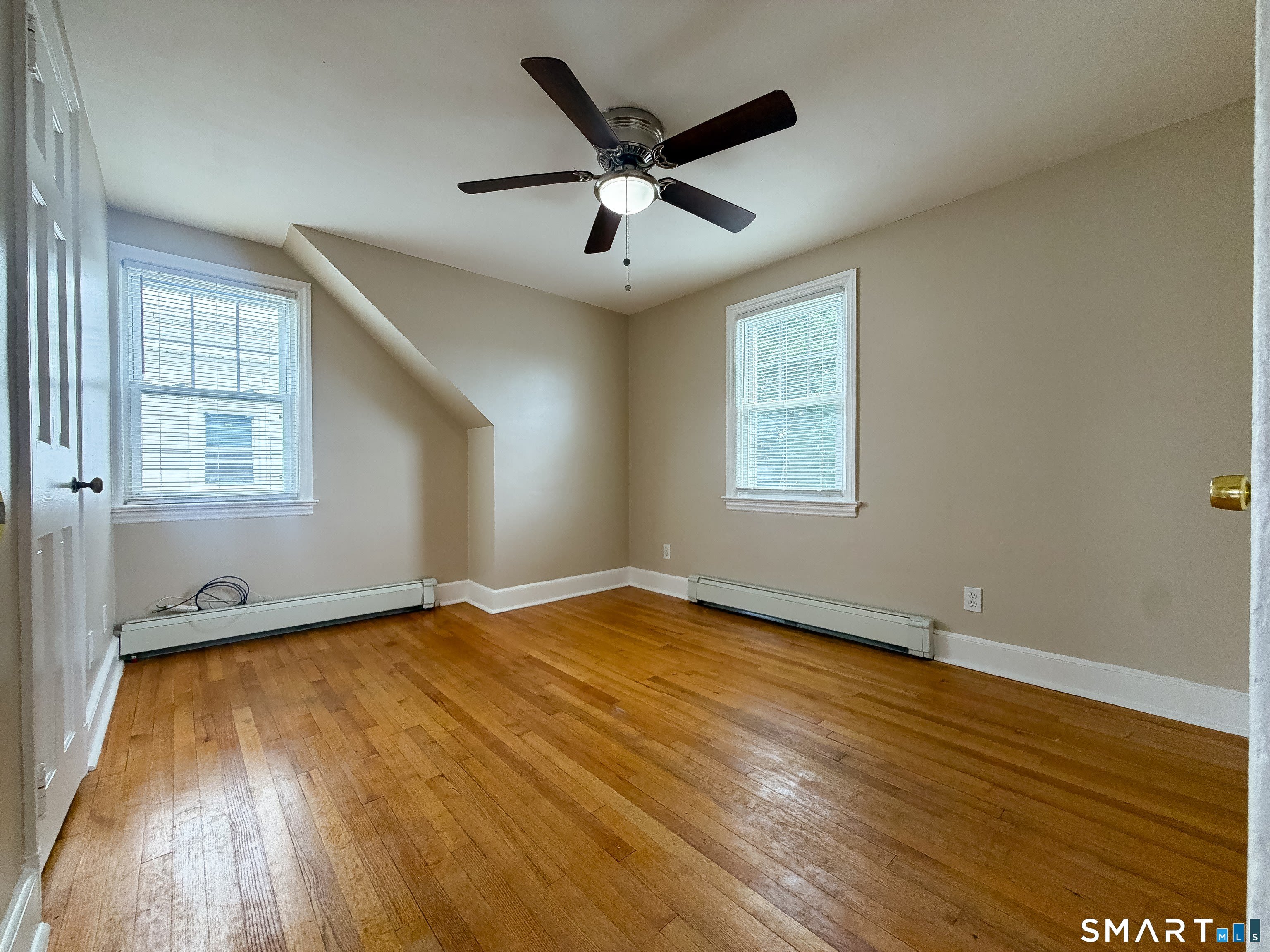 317 Lincoln Avenue – photo 4