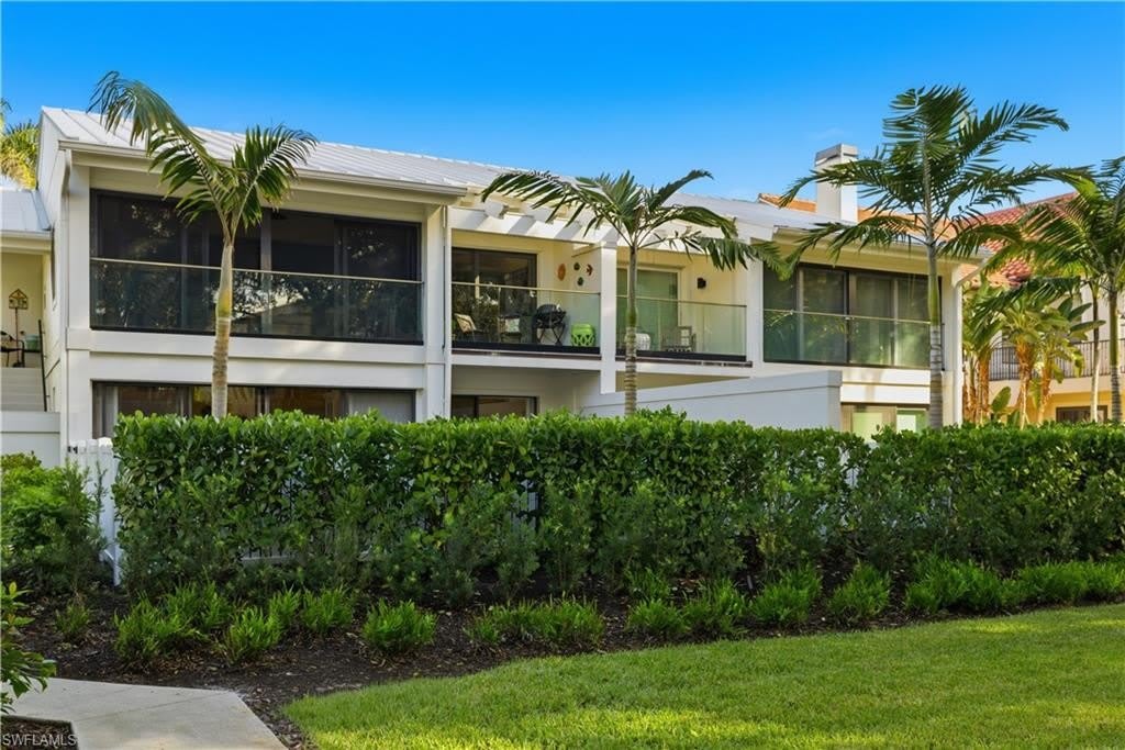 341 3rd Ave S – photo 4