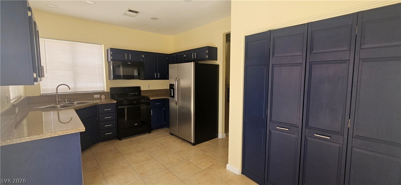 2724 Trotwood Lane – photo 5