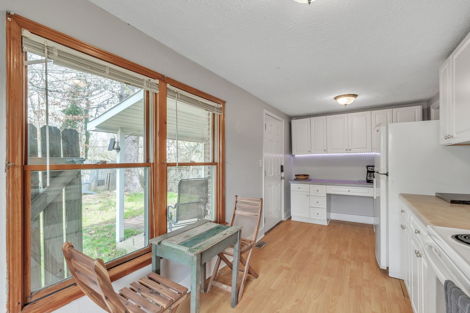 Charming Cottage in Hendersonville NC – photo 5