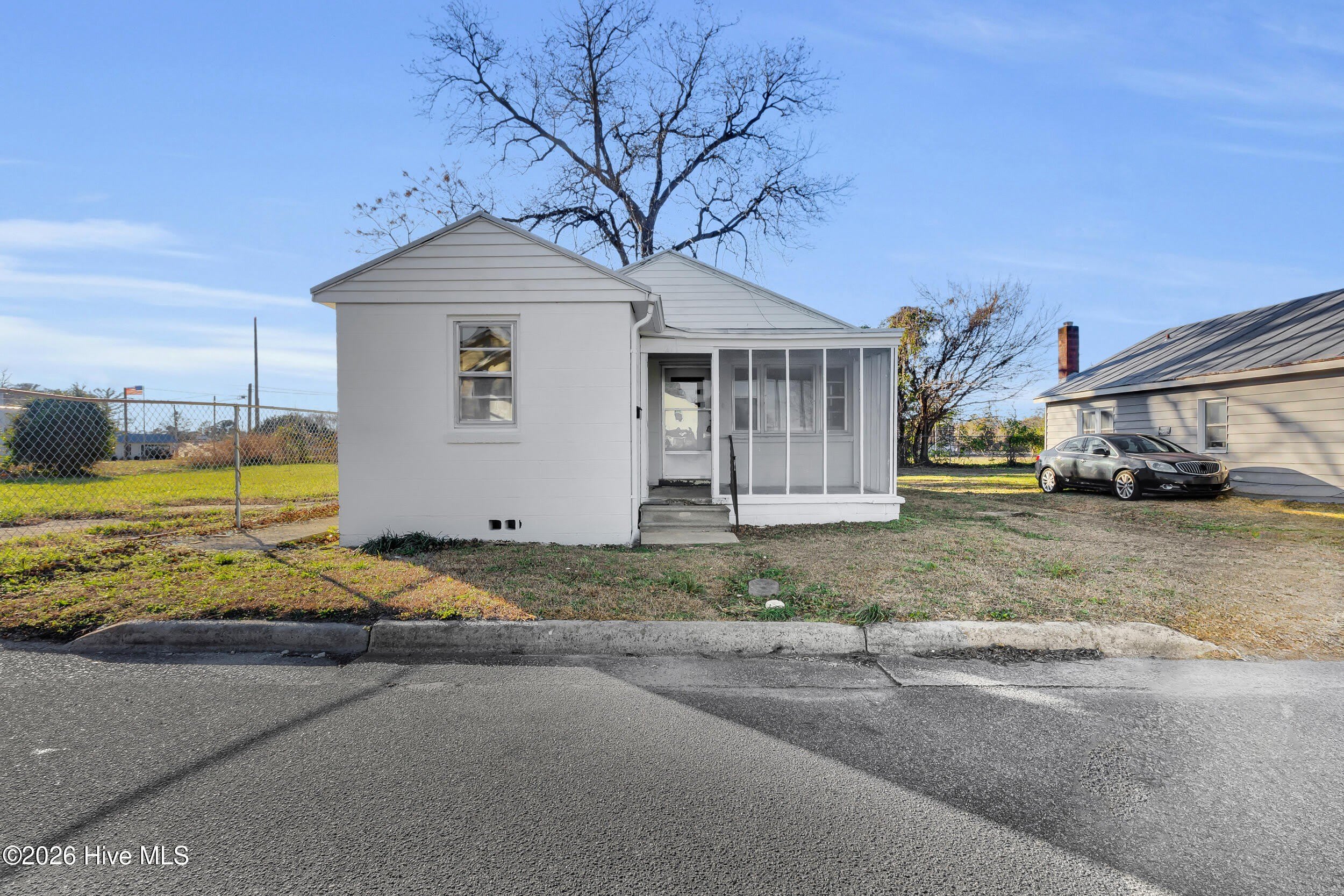 211 Lawson Street – photo 1