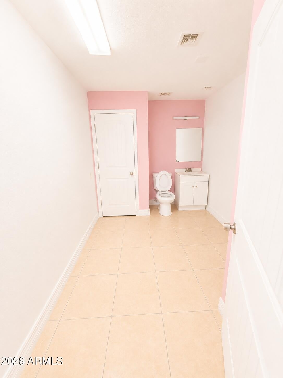 5540 W GLENDALE Avenue – photo 2
