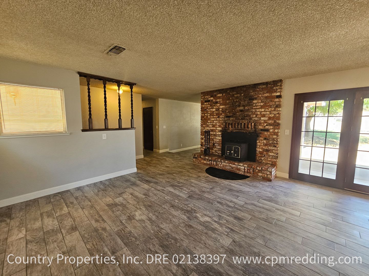 Updated Home on 1.84 Acres with Horse Possibility Available Now! – photo 5
