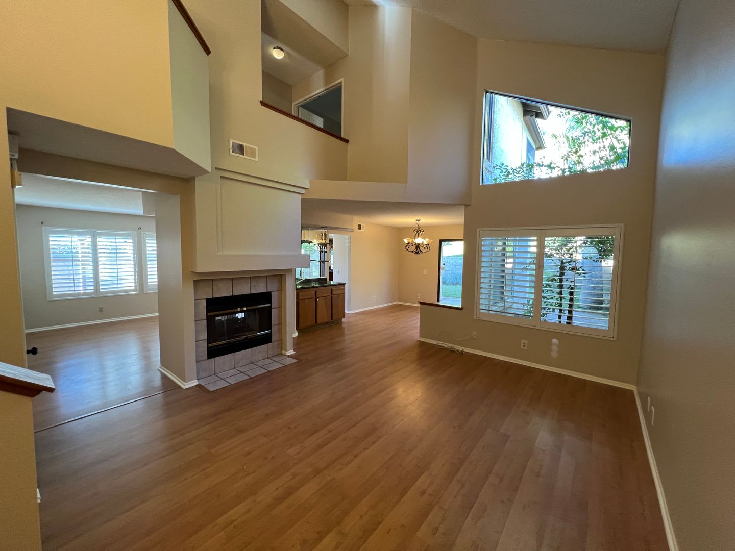 Great Home, Great Location! – photo 3