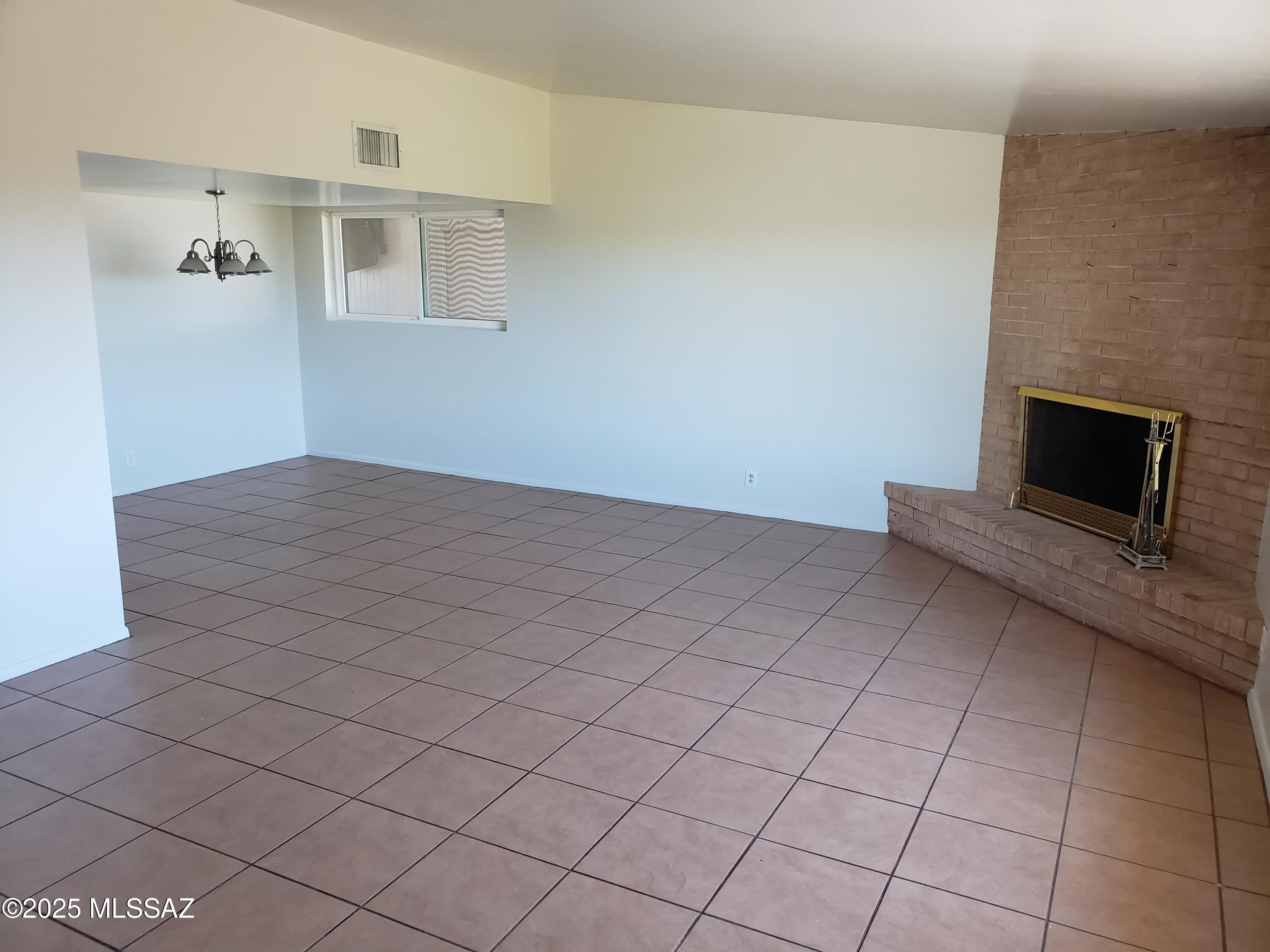5520 N Bonita Place – photo 5