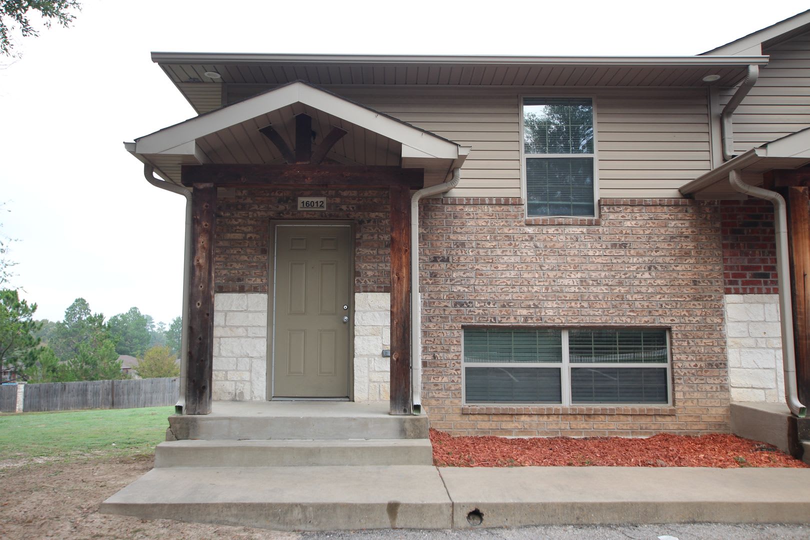 Coming Soon! 2 Bed 1.5 Bath Townhome, Lindale ISD! – photo 1