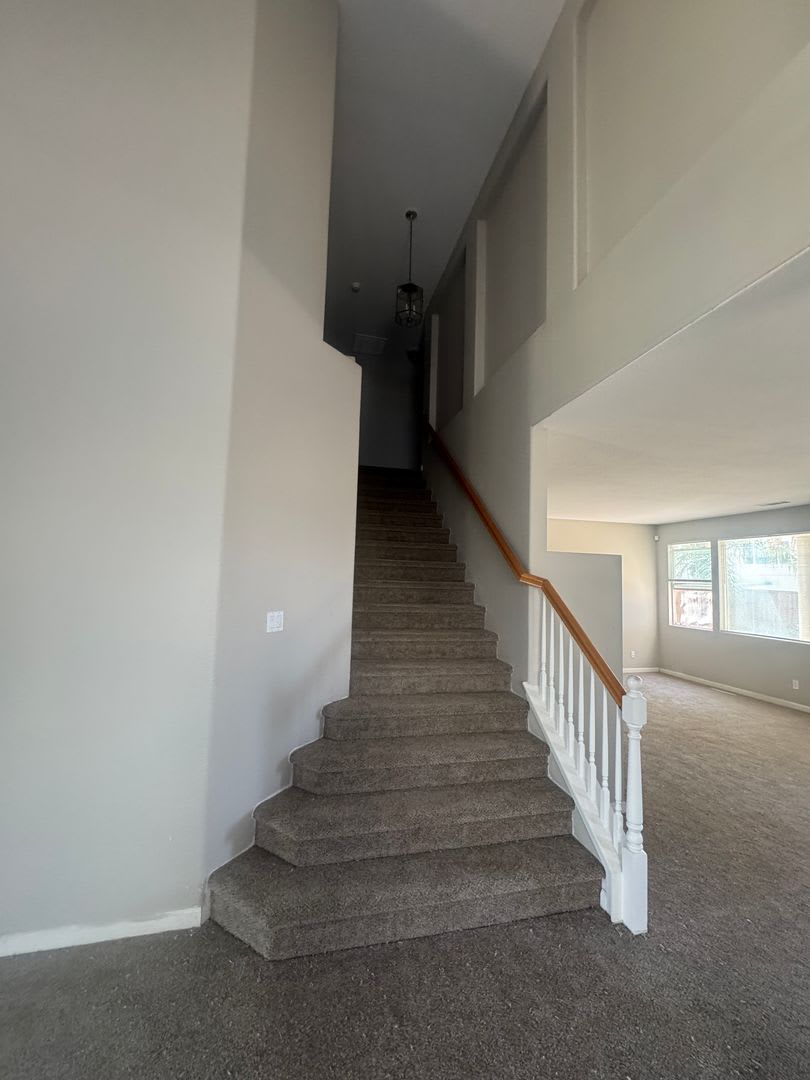 4 BED & 3 BATH W/ INCREDIBLE VIEW OF OPEN GREENBELT! – photo 3
