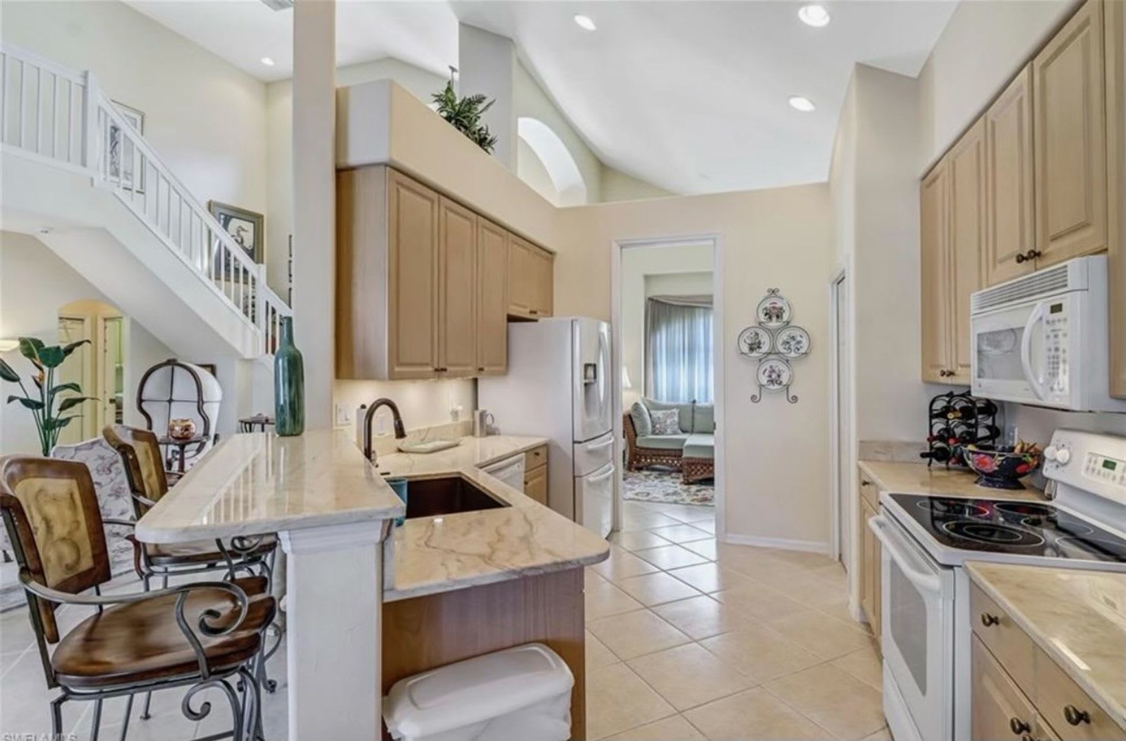 Ask About The Two Weeks Free Single Family Pool Home Unfurnished 3 Bed 2 Bath Lake View Wonderful Community And Location – photo 2