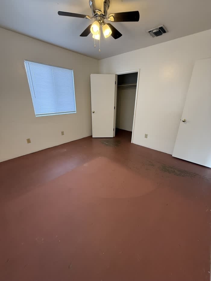 1355 North Columbus Boulevard – photo 5