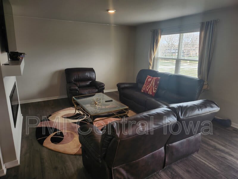 4175 Cheyenne Court – photo 5