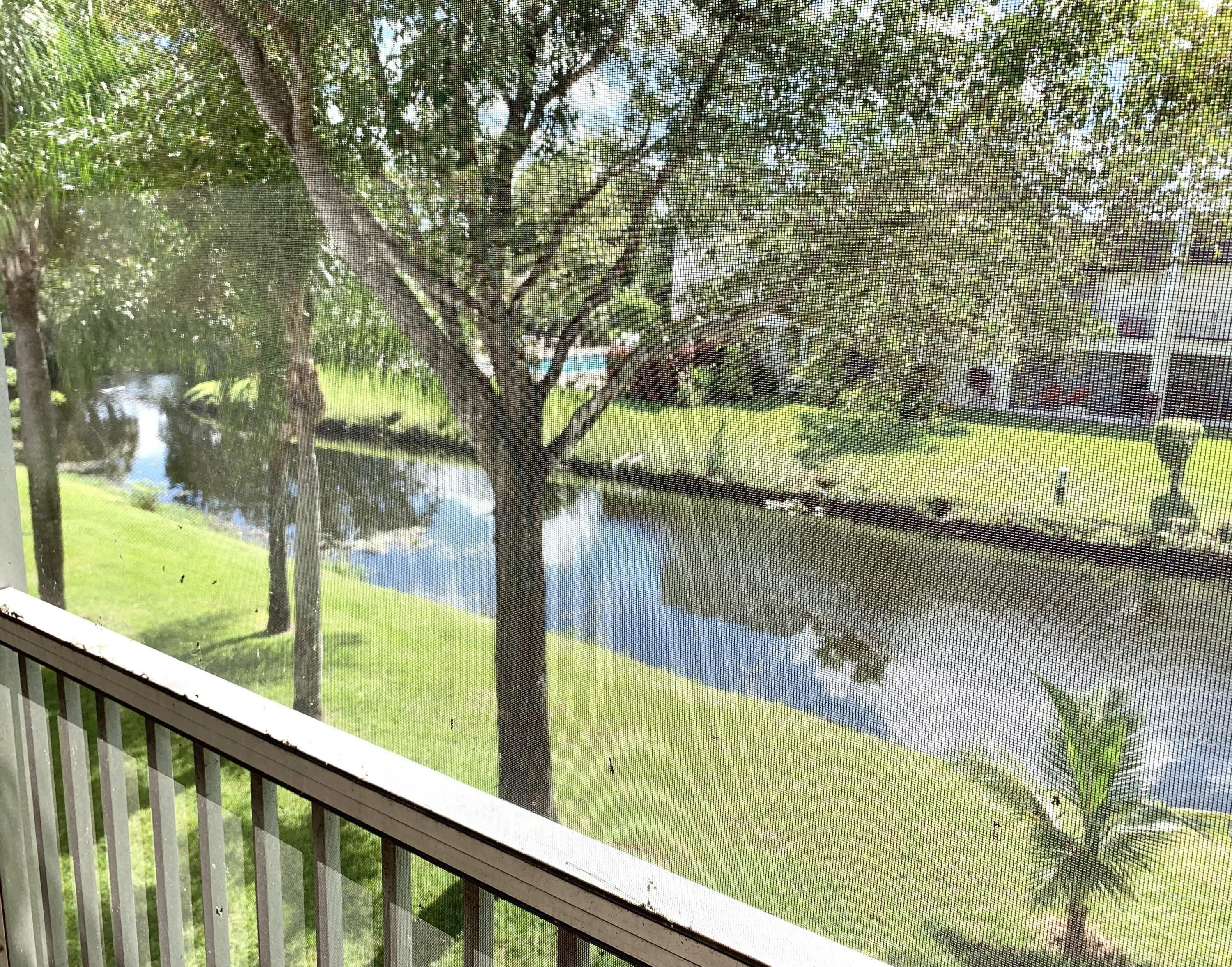 2750 Forest Hills Boulevard – photo 3