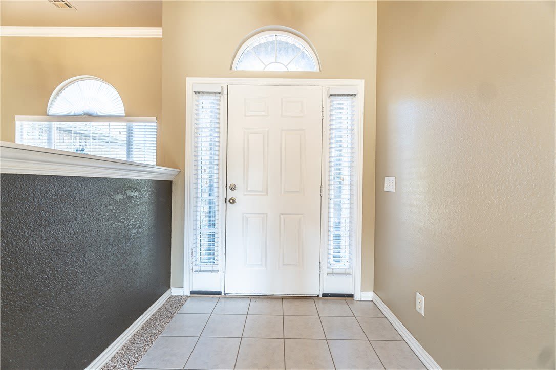 213 Shane Drive – photo 3