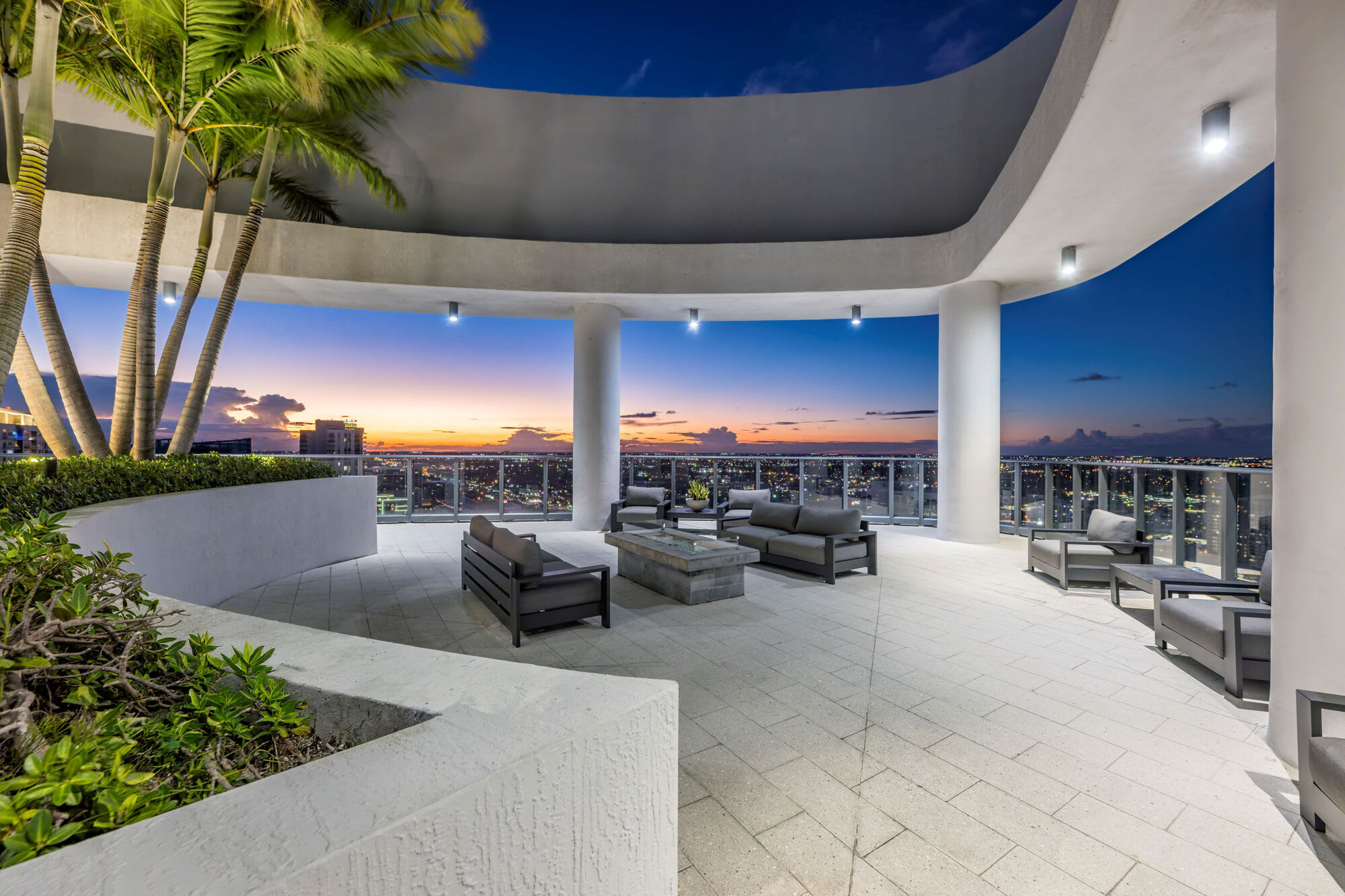 Icon Las Olas – photo 1