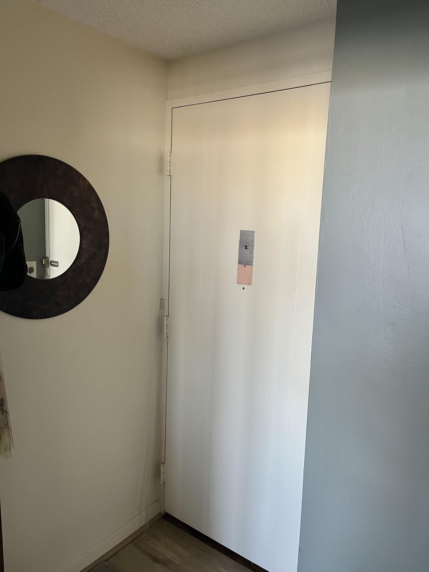 8900 E Jefferson Avenue – photo 2