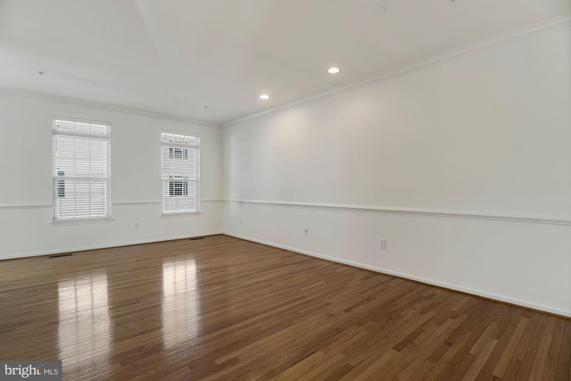 4801 PORTSMOUTH Road – photo 5