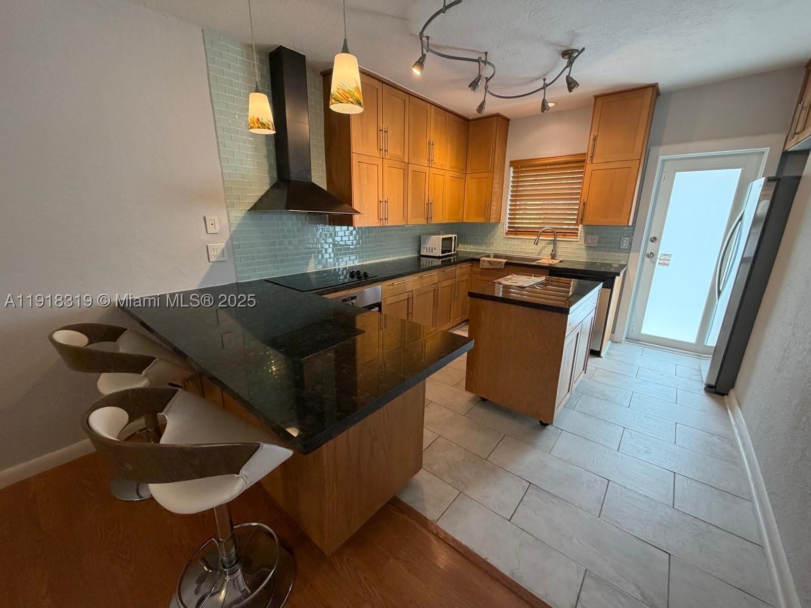 630 Layne Blvd – photo 5