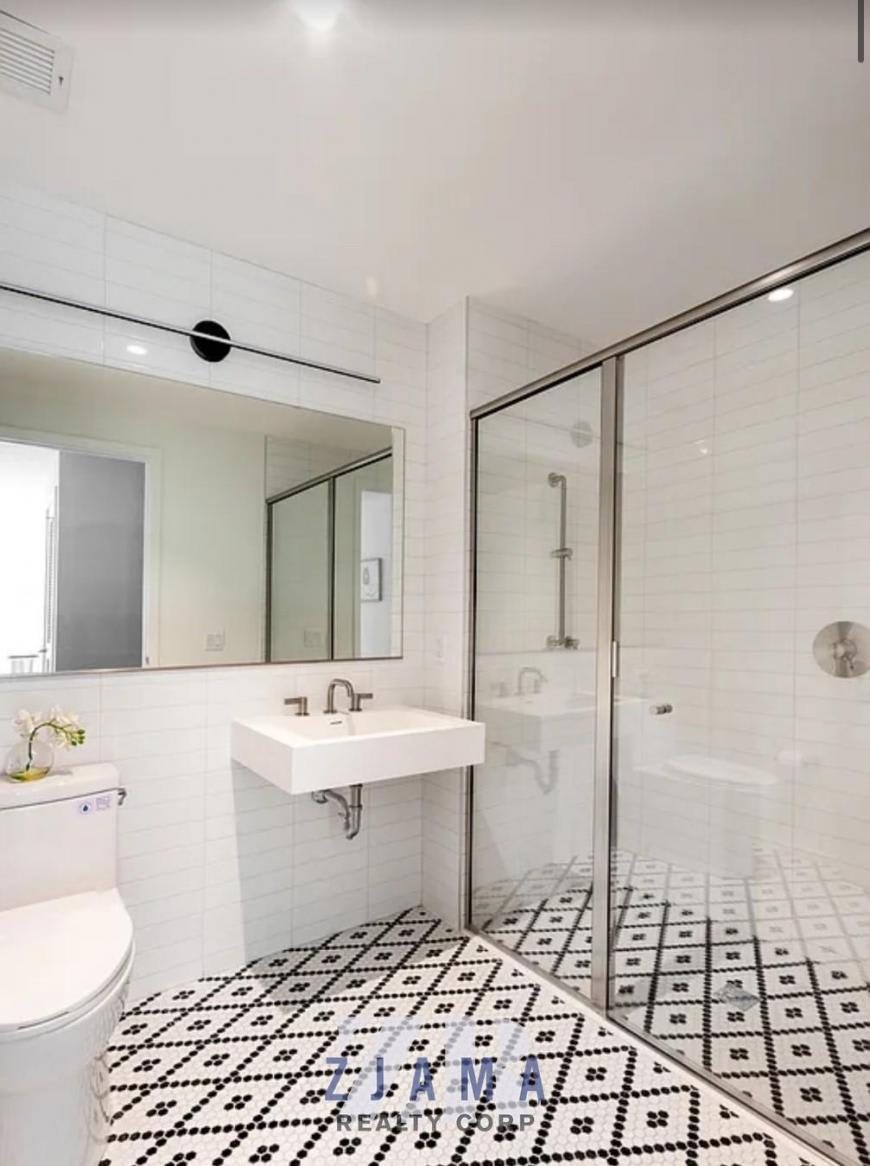 955 Sterling Place – photo 4