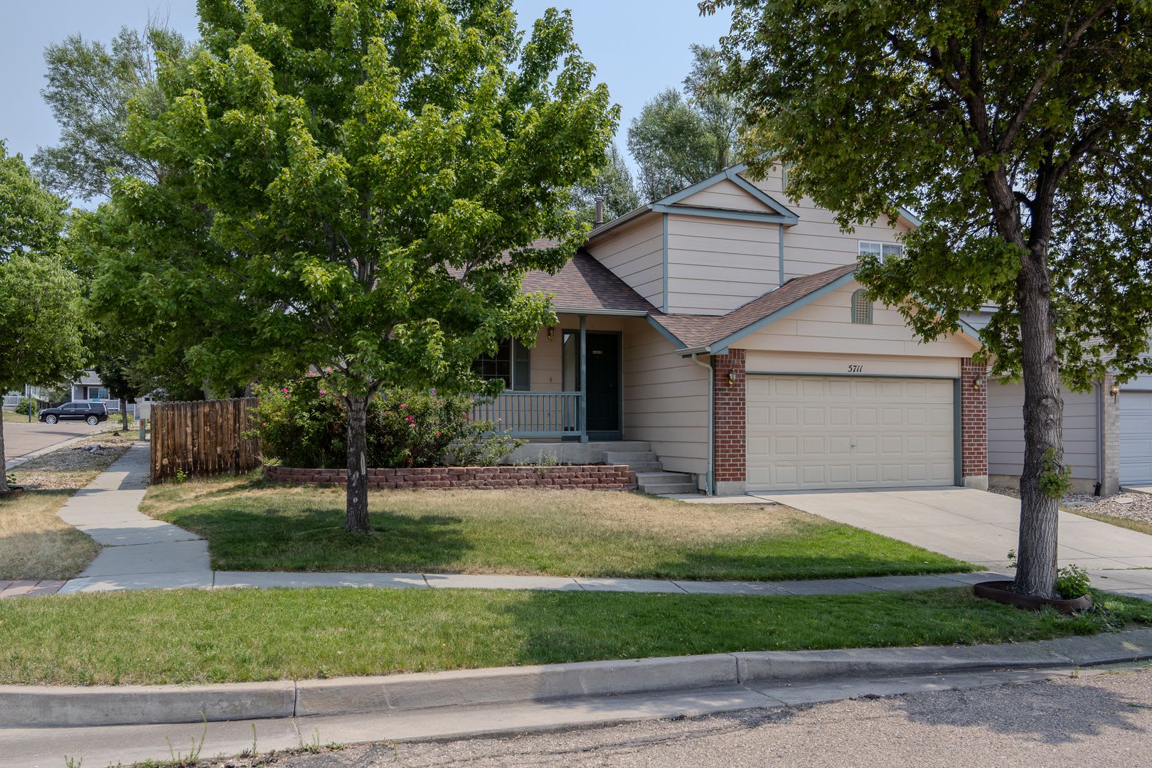 Large Stetson Hills Home! – photo 3