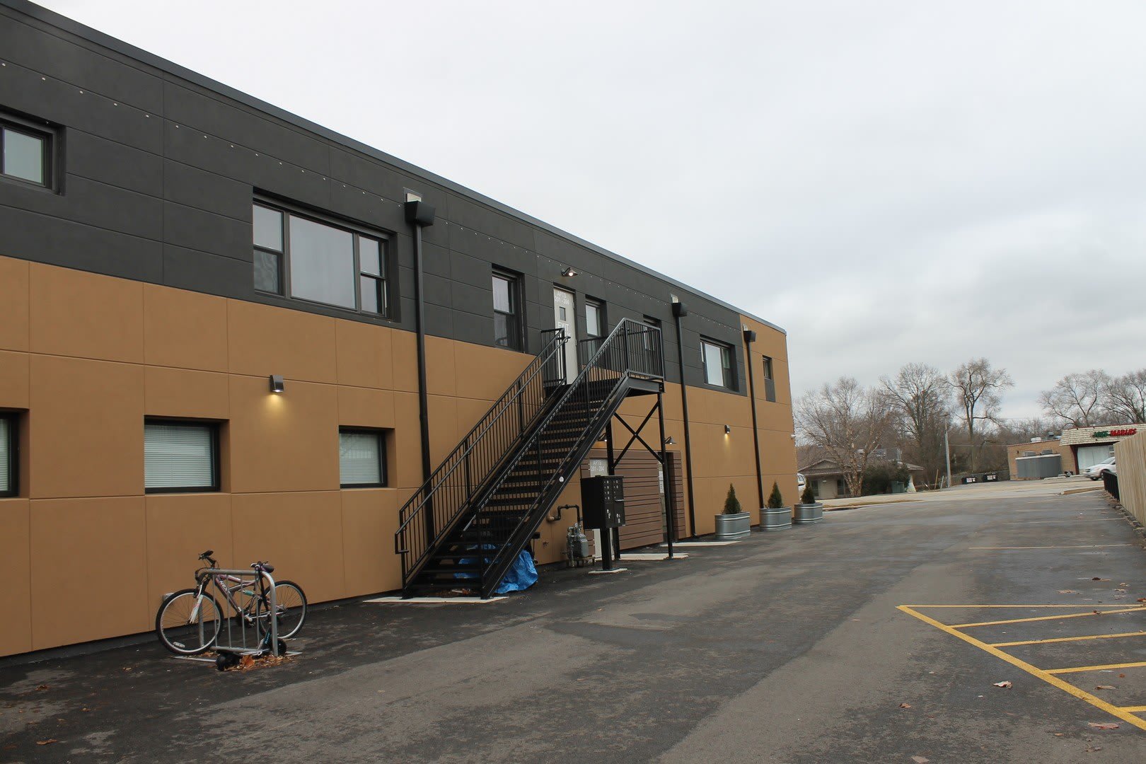 715 E State Street – photo 3