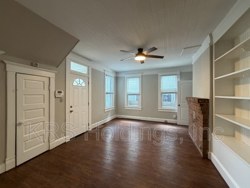 1110 Park Ave – photo 4