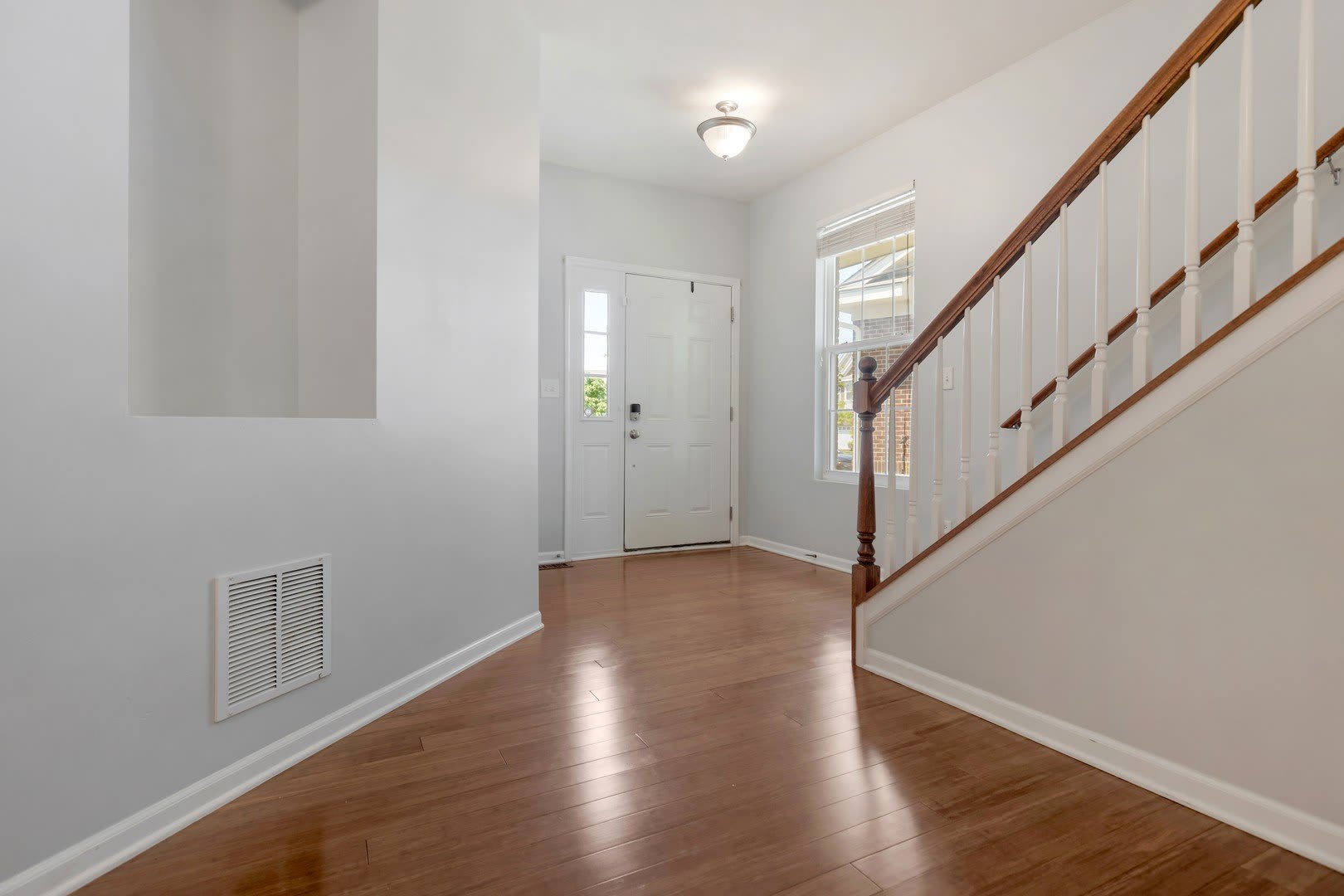 1022 Ravendale Court – photo 4