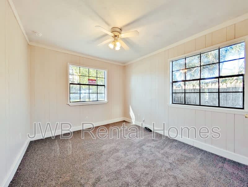 3045 Belair Rd S – photo 5