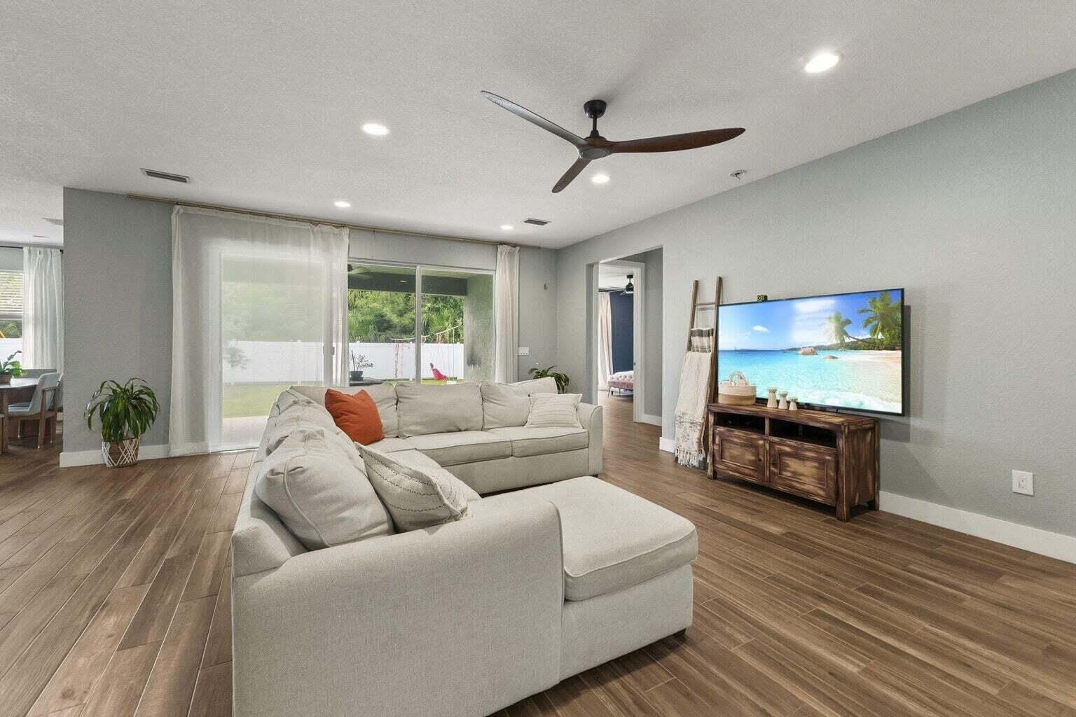 601 Sw S Quick Circle – photo 5