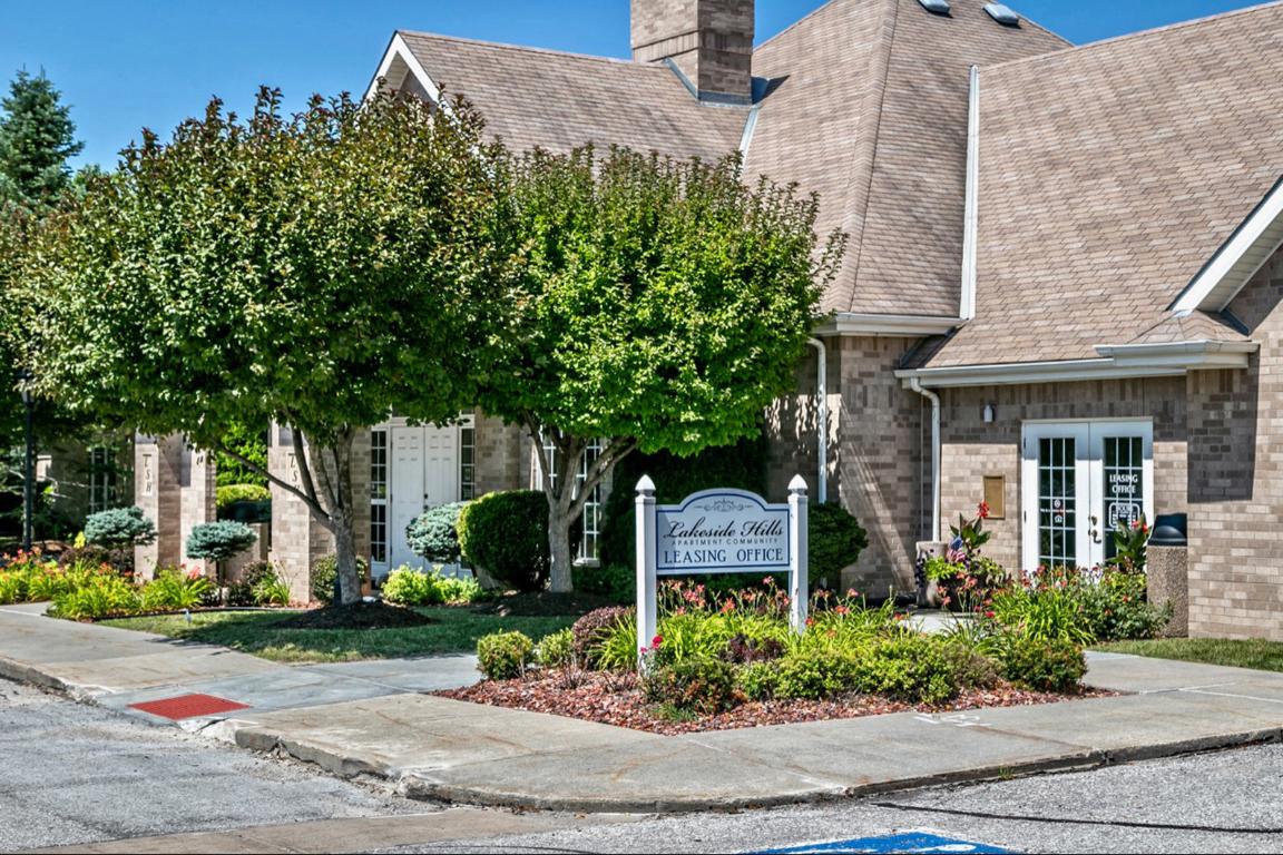 Lakeside Hills Apartments – photo 3
