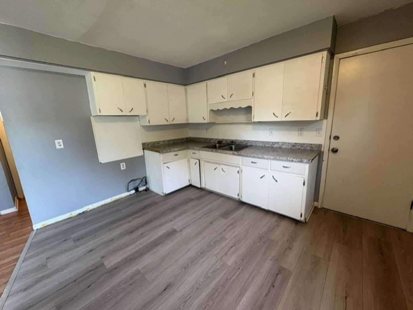 Affordable 2-Bedroom Ranch-Style Home with Full Basement – photo 3