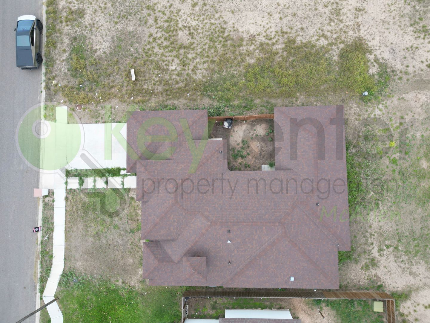Beautiful 3 bedroom/ 2.5 bath Home in Edinburg – photo 3