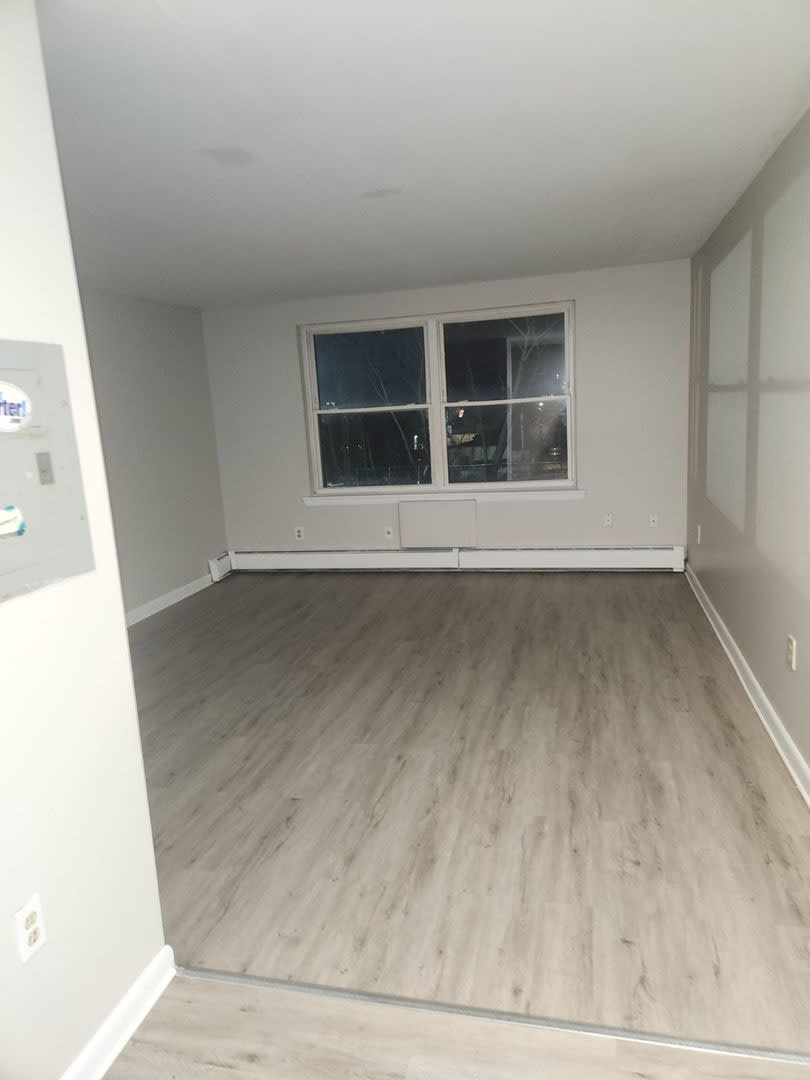 22 ELLIOTT ST – photo 1