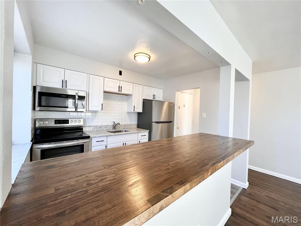 3546 Morganford Road – photo 2