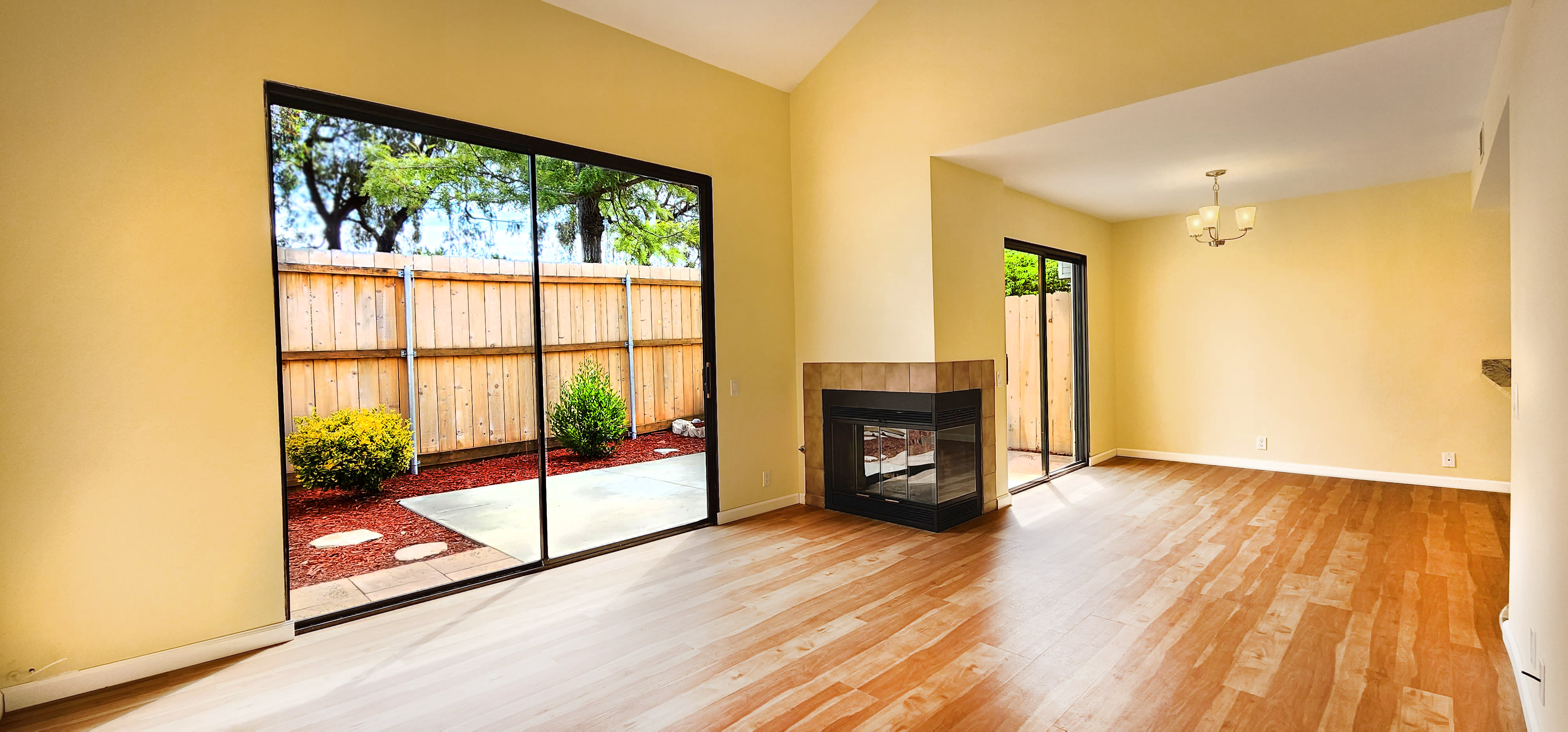 3676 Constellation Rd – photo 4